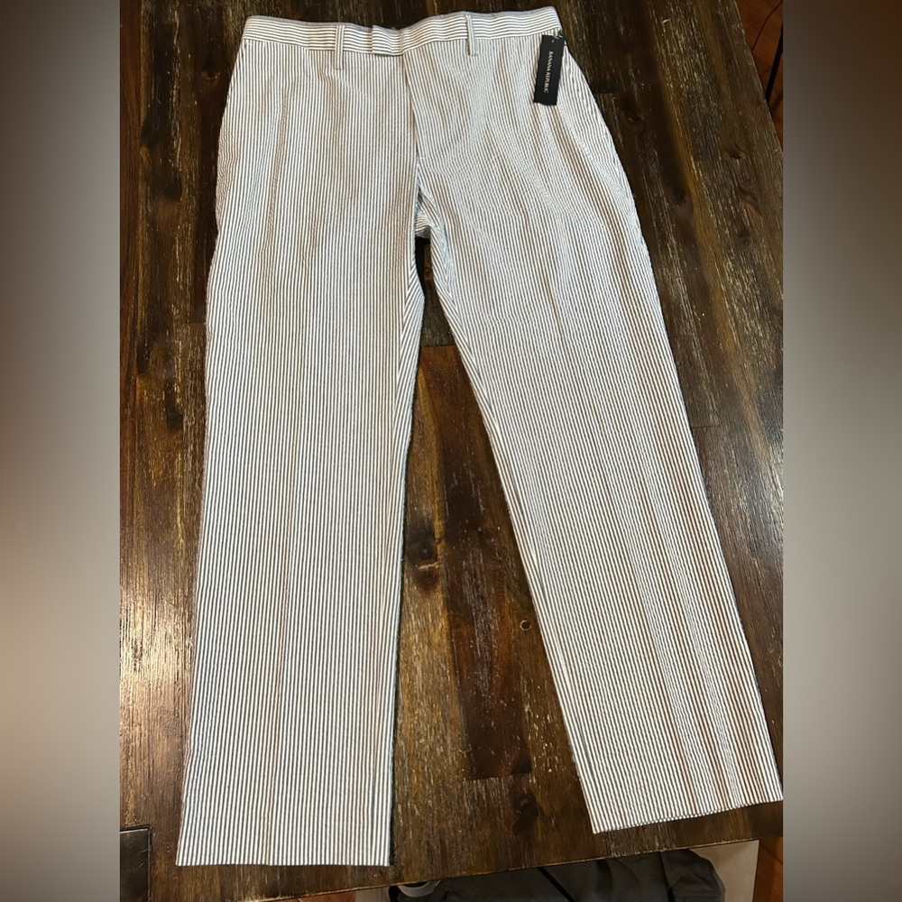 Banana Republic seersucker striped pants